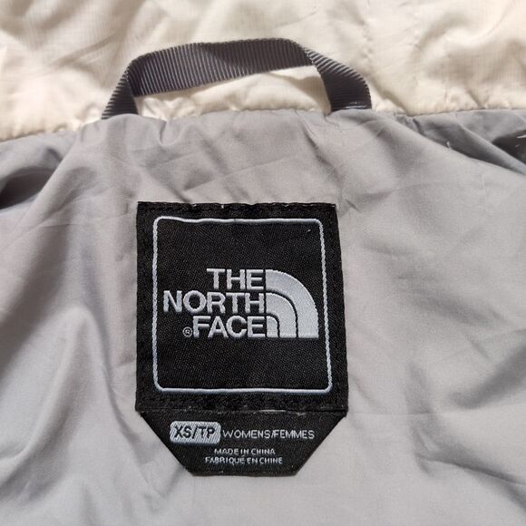 The North Face Tamburello Puffer Vest Cream Ivory Cropped Primaloft Women's XS - Picture 8 of 13